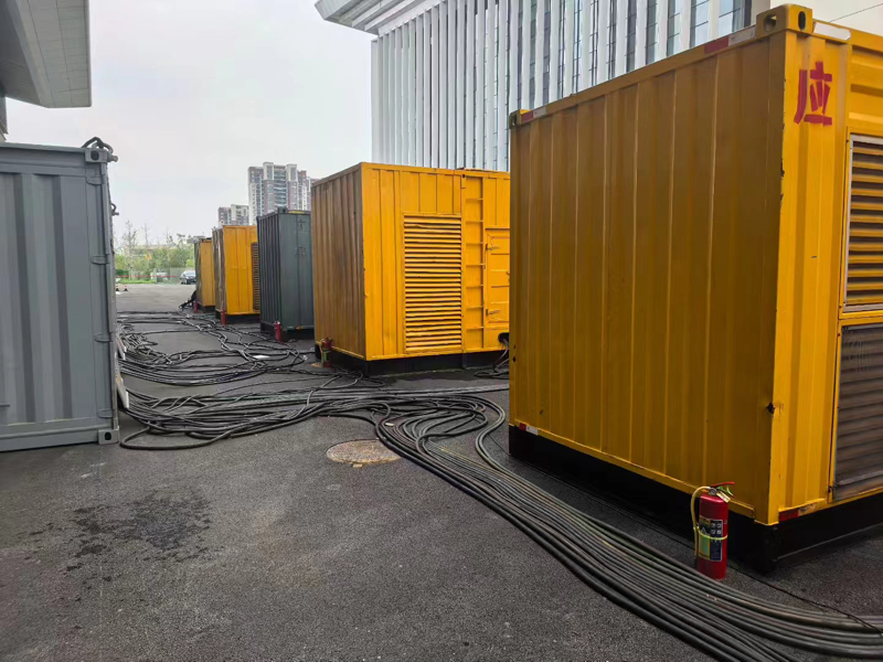 南靖柴油发电机组冬季保养有哪些注意事项?